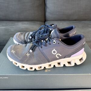On Cloud X 3 Iron Fade Navy Blue Running Shoes 60.98097 Women's Size 8.5